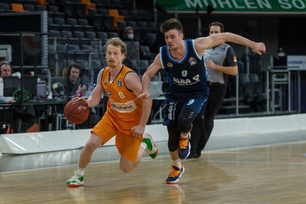 的防守覆盖 的防守覆盖