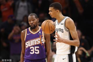 依靠偶然的 依靠偶然的